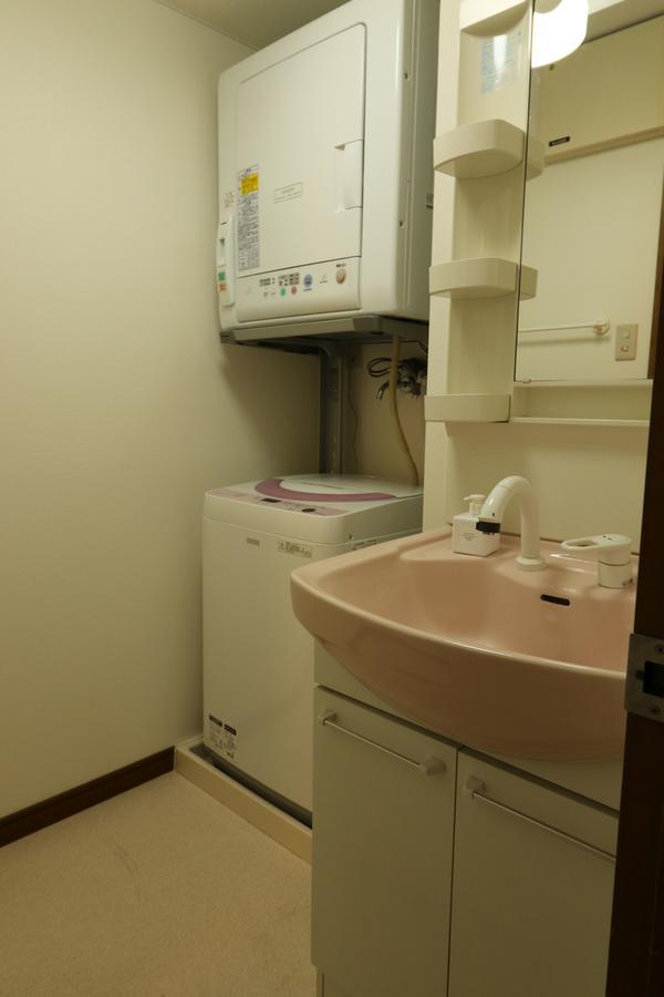 Guesthouse Kyoto-Yamashina ภายนอก รูปภาพ